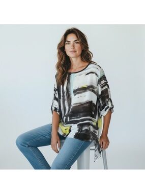 STELLA CARAKASI Abstract Brushstroke SHEER SHORT SLEEVE TOP Hi Lo High Low SMALL